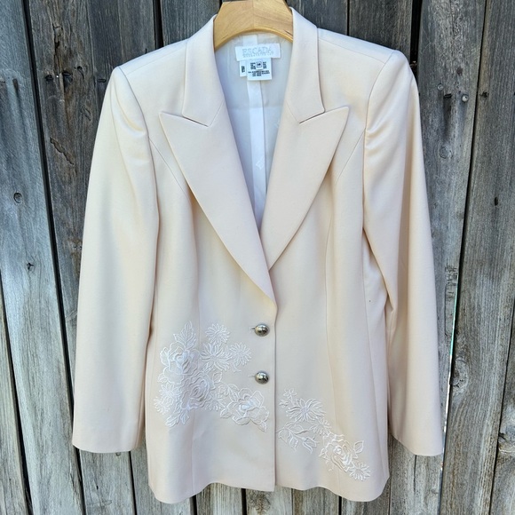 escada vintage blazer